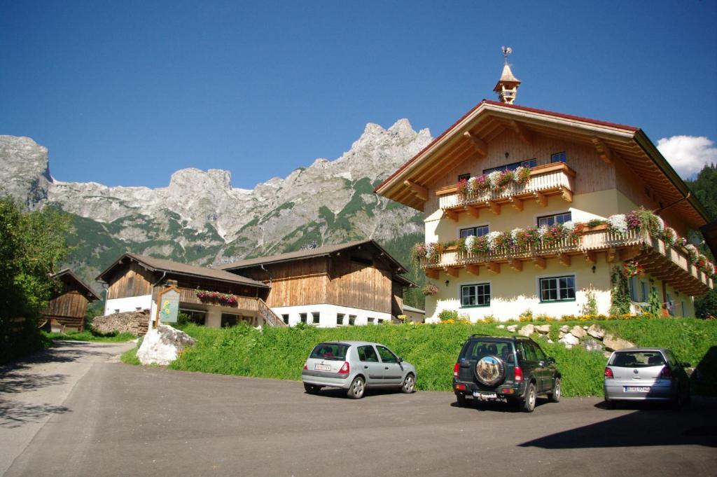 Отель Bio Bauernhof Vorderoberlehen Верфенвенг Экстерьер фото